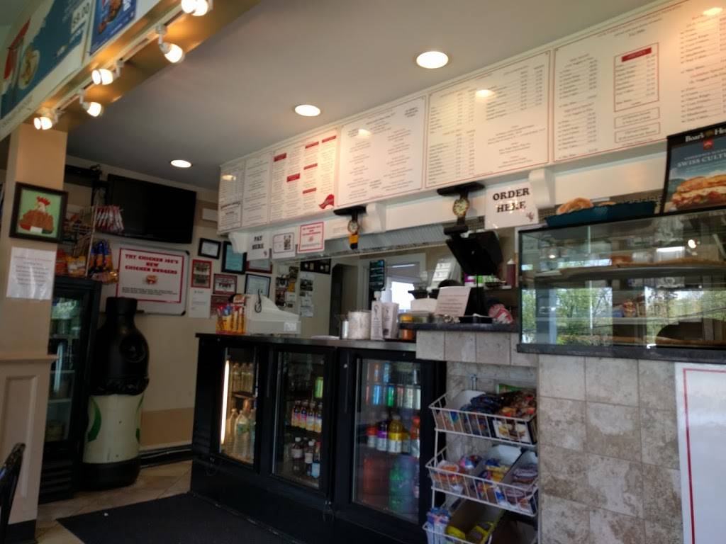 Chicken Joes | restaurant | 364 West Putnam Avenue, Greenwich, CT 06830, USA | 2036253322 OR +1 203-625-3322