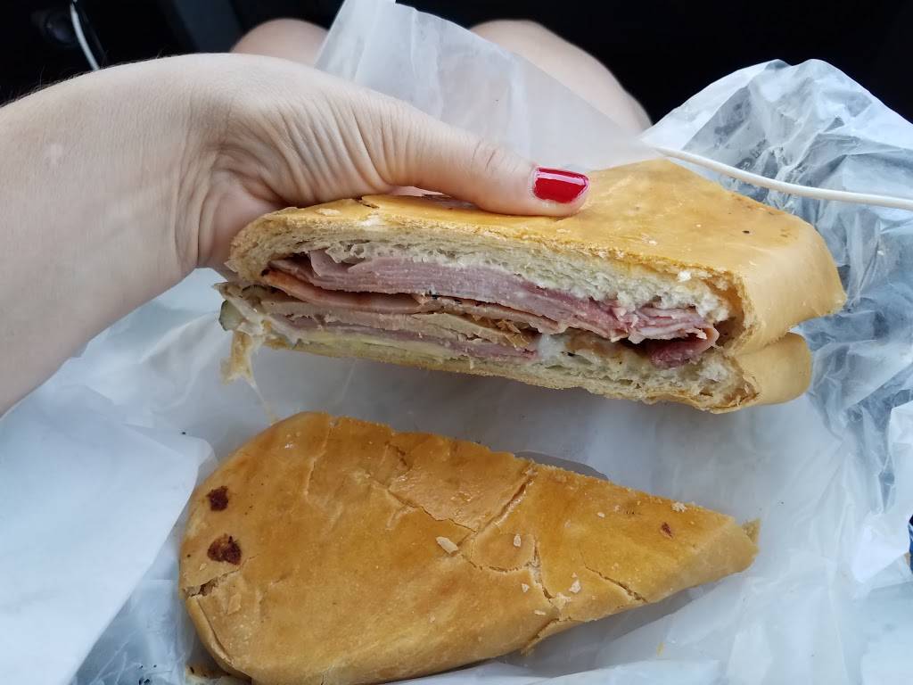 Marys Cuban KITCHEN Express | restaurant | 1800 SW Hwy 484, Ocala, FL 34473, USA | 3522456279 OR +1 352-245-6279