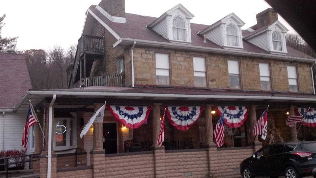 The Stone House Restaurant and Country Inn | restaurant | 3023 National Pike, Farmington, PA 15437, USA | 7243298876 OR +1 724-329-8876