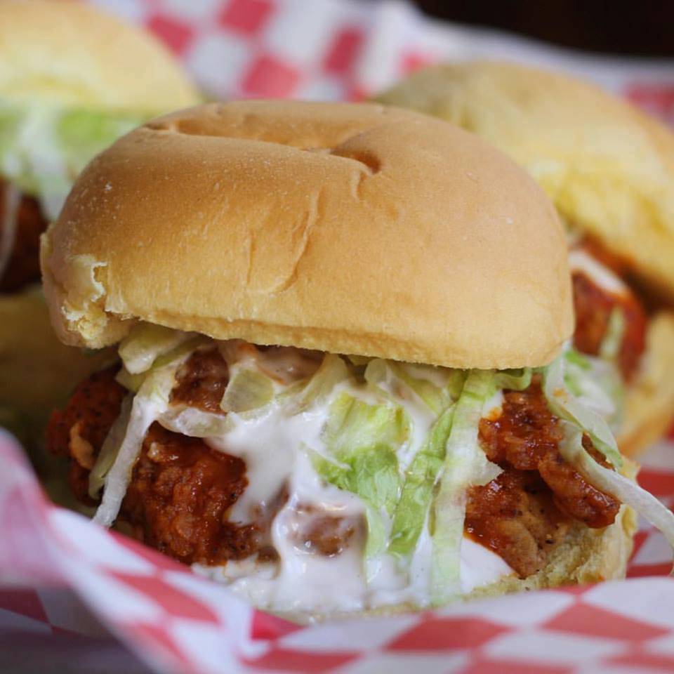 Brother Jimmys BBQ | restaurant | 196 Crown St, New Haven, CT 06510, USA | 2038239780 OR +1 203-823-9780