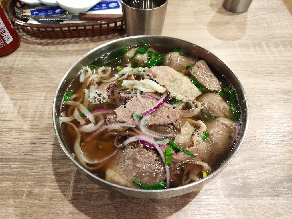 Pho Saigon 8 | restaurant | 45 E Silverado Ranch Blvd Ste 110, Las Vegas, NV 89183, USA | 7024638898 OR +1 702-463-8898