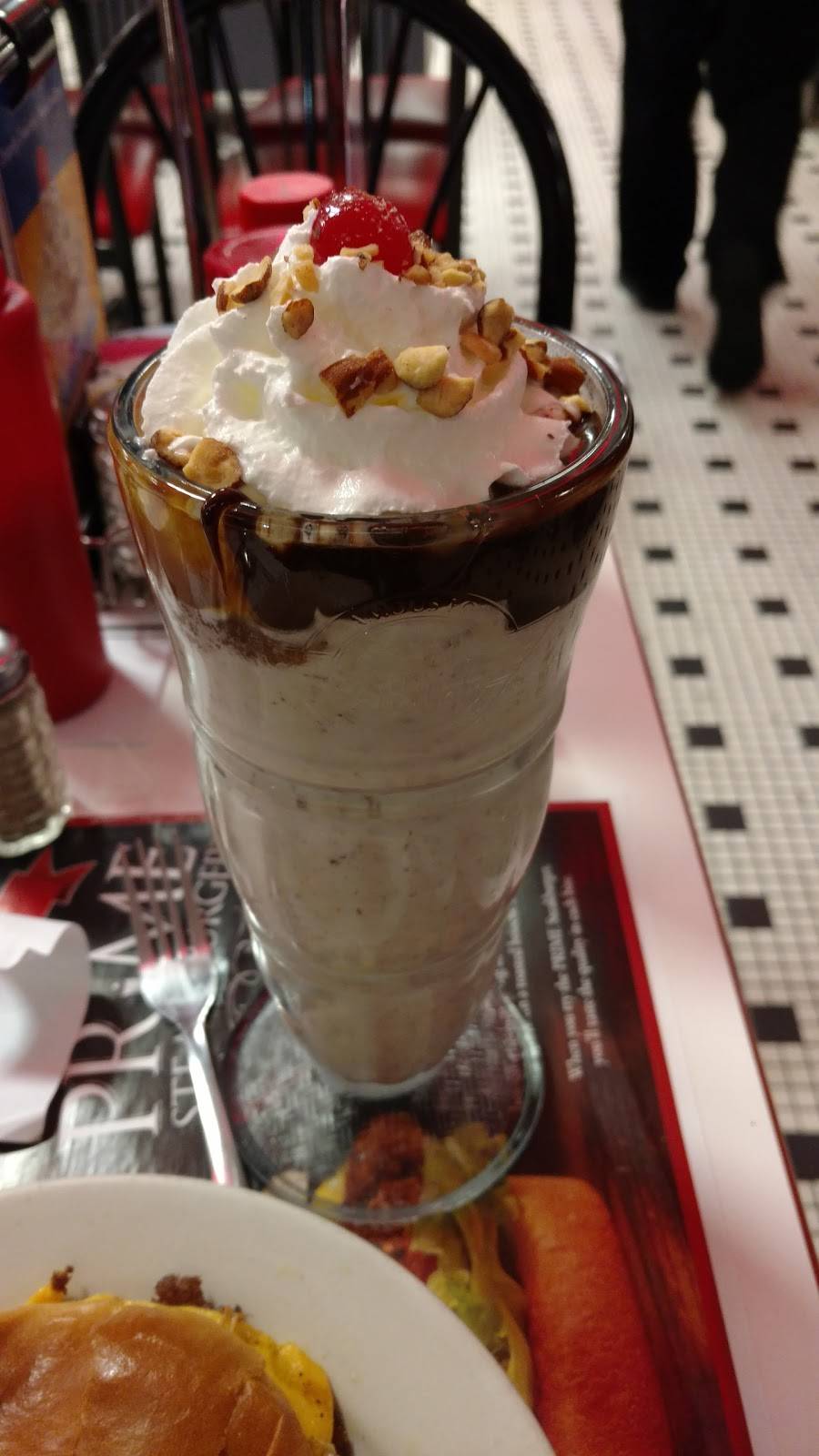 Steak n Shake | restaurant | 3755 S Campbell Ave, Springfield, MO 65807, USA | 4178827164 OR +1 417-882-7164