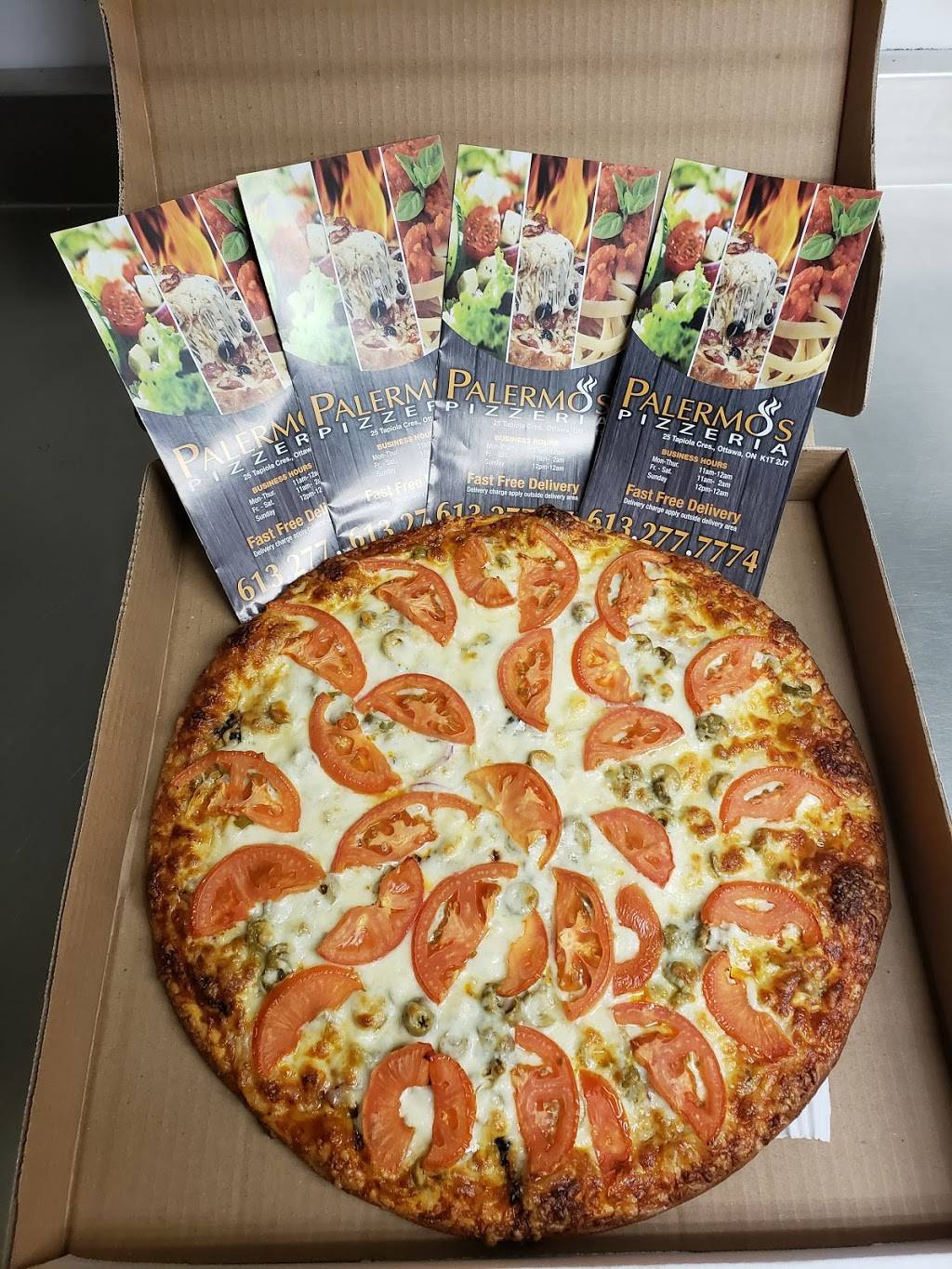 Palermos Pizza | restaurant | 569 Gladstone Ave, Ottawa, ON K1R 5P2, Canada | 6136807774 OR +1 613-680-7774