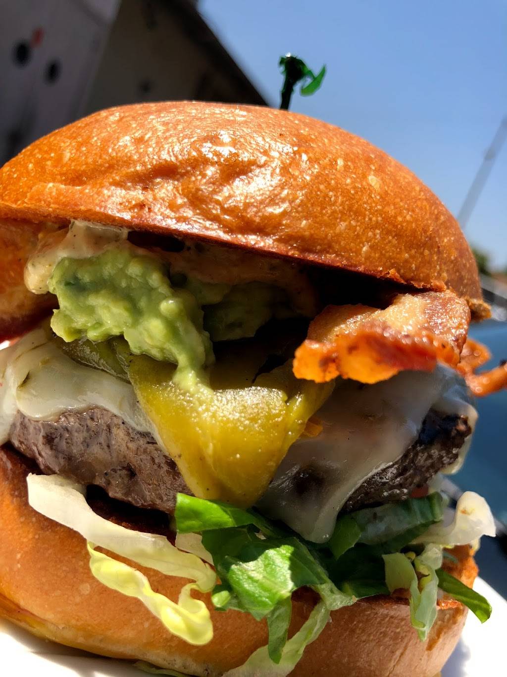 Kelly’s Korner Tavern | restaurant | 907 E Yorba Linda Blvd, Placentia, CA 92870, USA | 7149619396 OR +1 714-961-9396