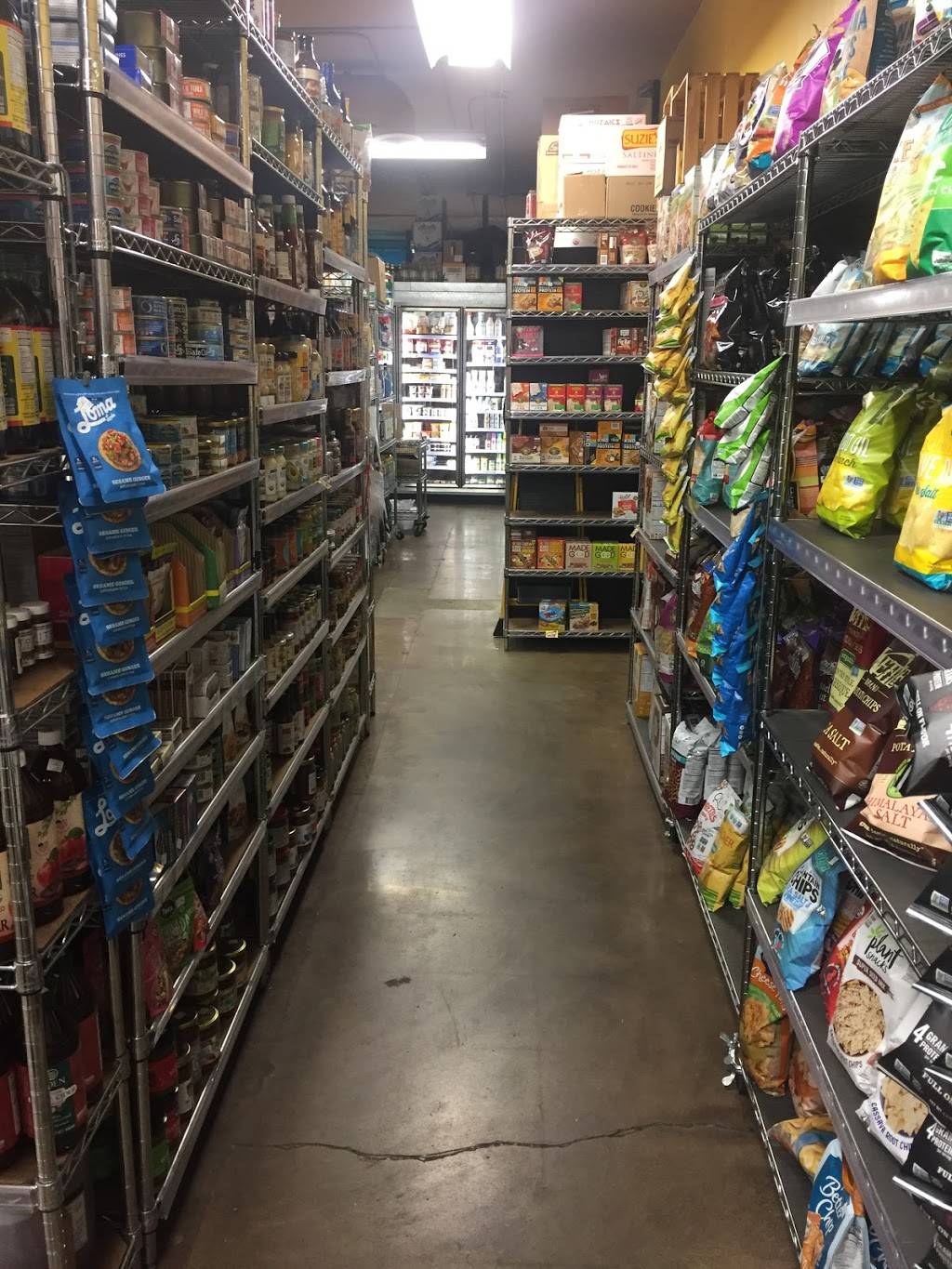 Health Hutt | restaurant | 3112 Henry St, Norton Shores, MI 49441, USA | 2317391568 OR +1 231-739-1568