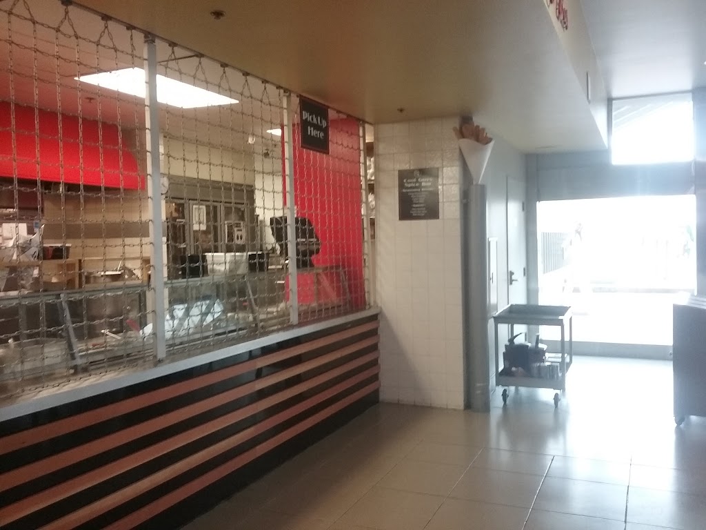 Cool Guys Fry Bar | restaurant | 305 Harrison St, Seattle, WA 98109, USA | 2064286250 OR +1 206-428-6250