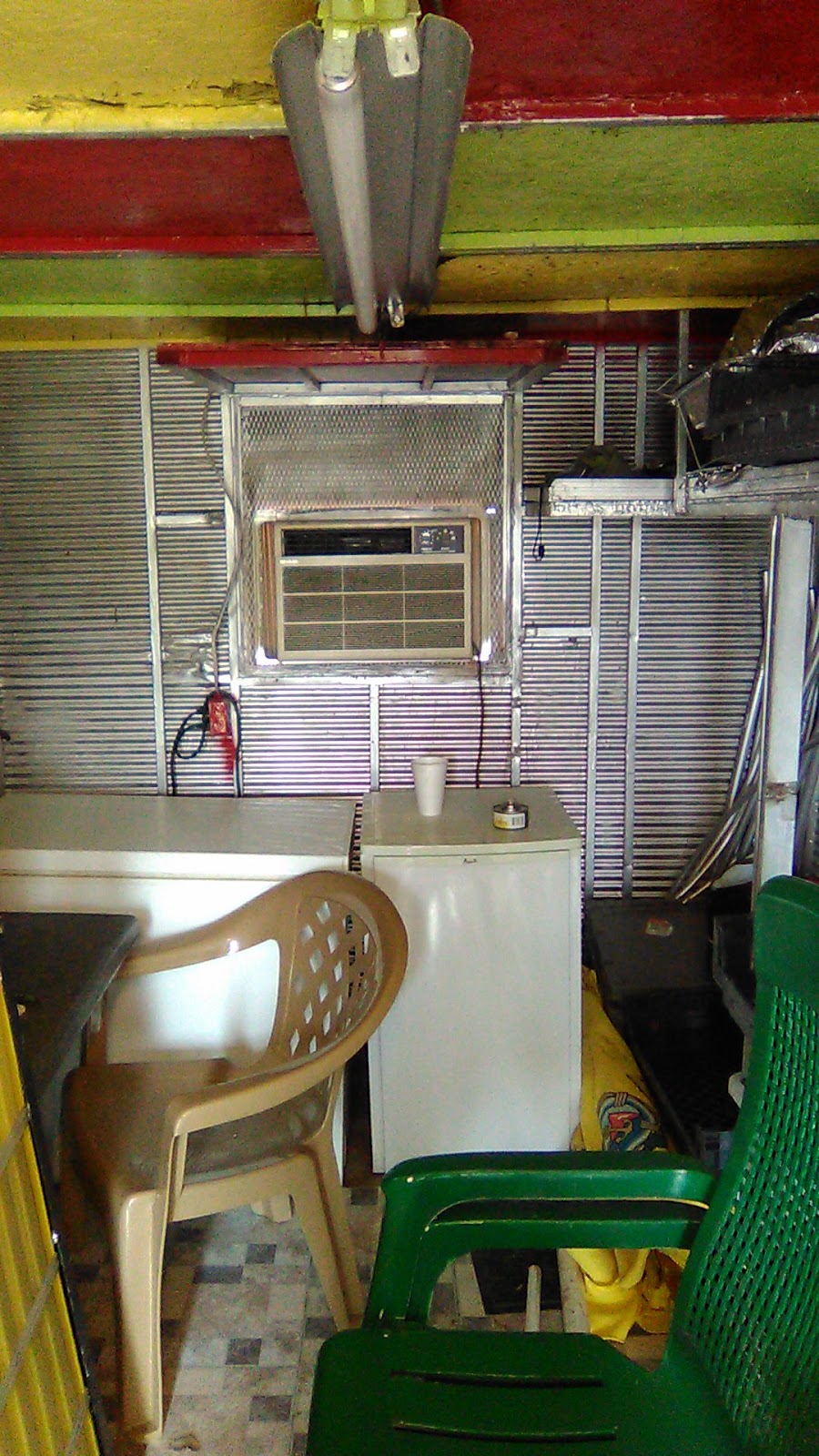 Ten 4 Hill Chill Pill/B&B Communication | restaurant | 1096 E Union Ave, Wynne, AR 72396, USA | 8705941154 OR +1 870-594-1154