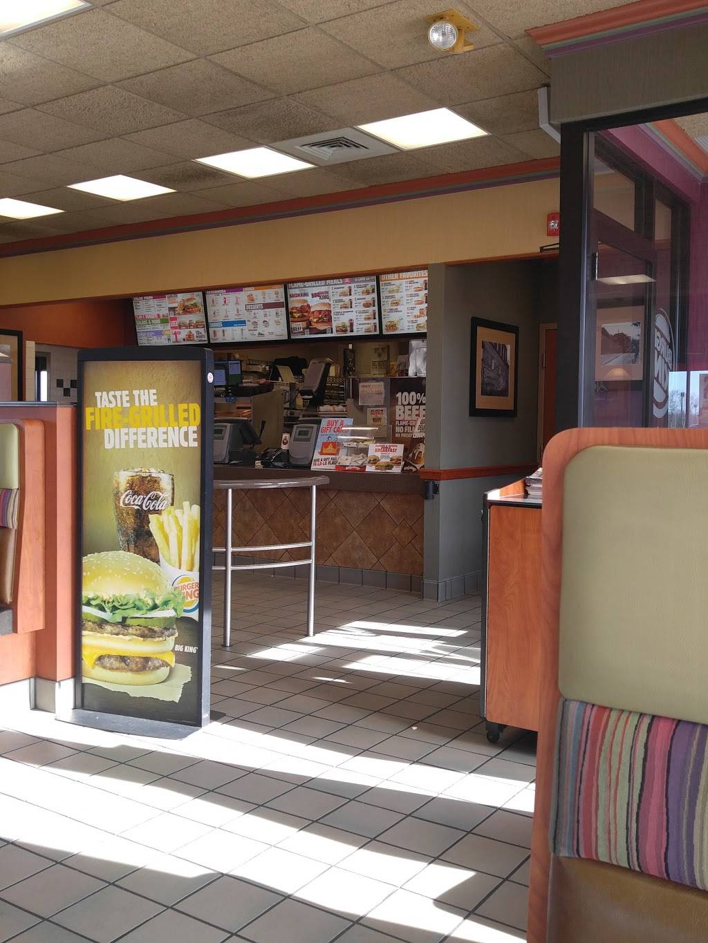 Burger King | restaurant | 1395 E Main St, Carbondale, IL 62901, USA | 6185496884 OR +1 618-549-6884