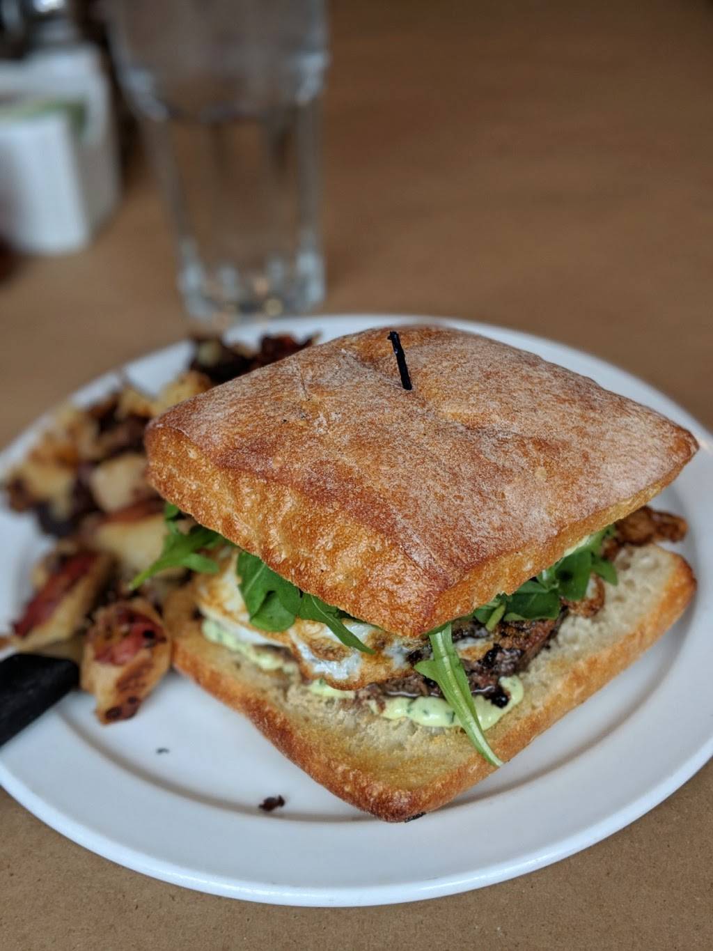 Toast | restaurant | 746 W Webster Ave, Chicago, IL 60614, USA | 7739355600 OR +1 773-935-5600