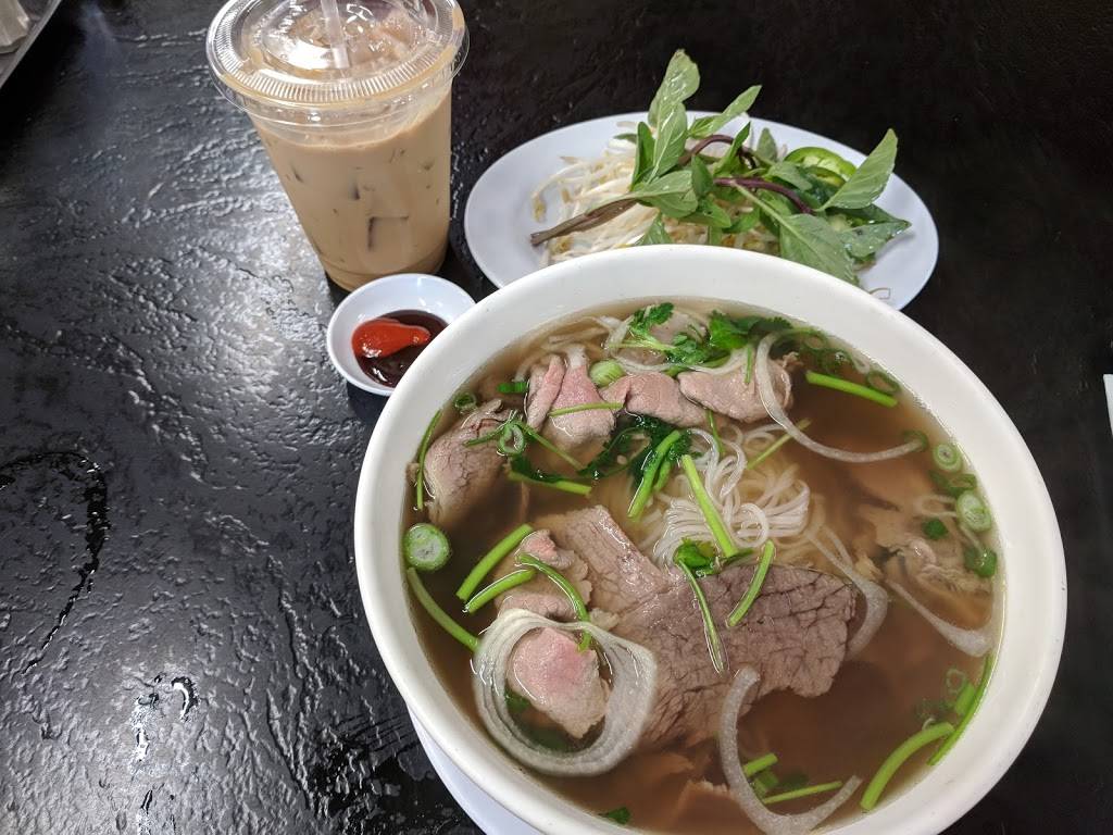 Phở 881 | restaurant | 3550, 881 E Anaheim St, Long Beach, CA 90813, USA | 5625995305 OR +1 562-599-5305