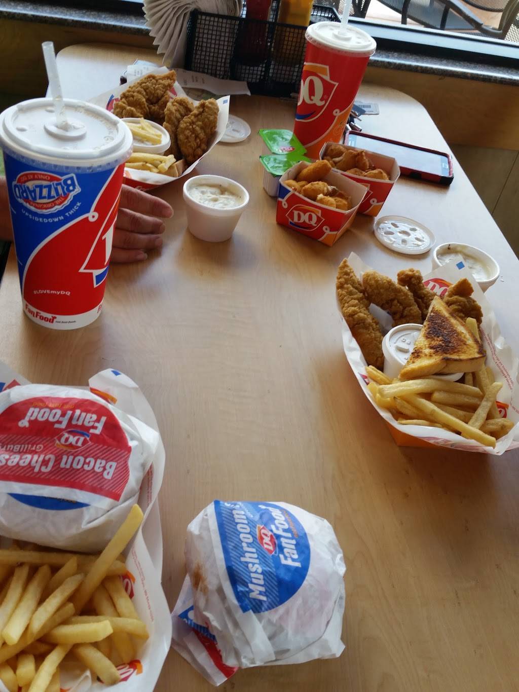 Dairy Queen Grill & Chill | restaurant | 2515 N Main St, Hutchinson, KS 67502, USA | 6206632231 OR +1 620-663-2231