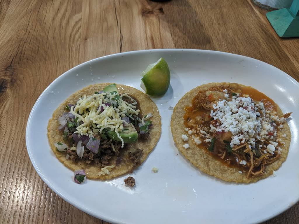 Tocaya Organica | restaurant | 4303 W Riverside Dr, Burbank, CA 91505, USA | 8186411921 OR +1 818-641-1921