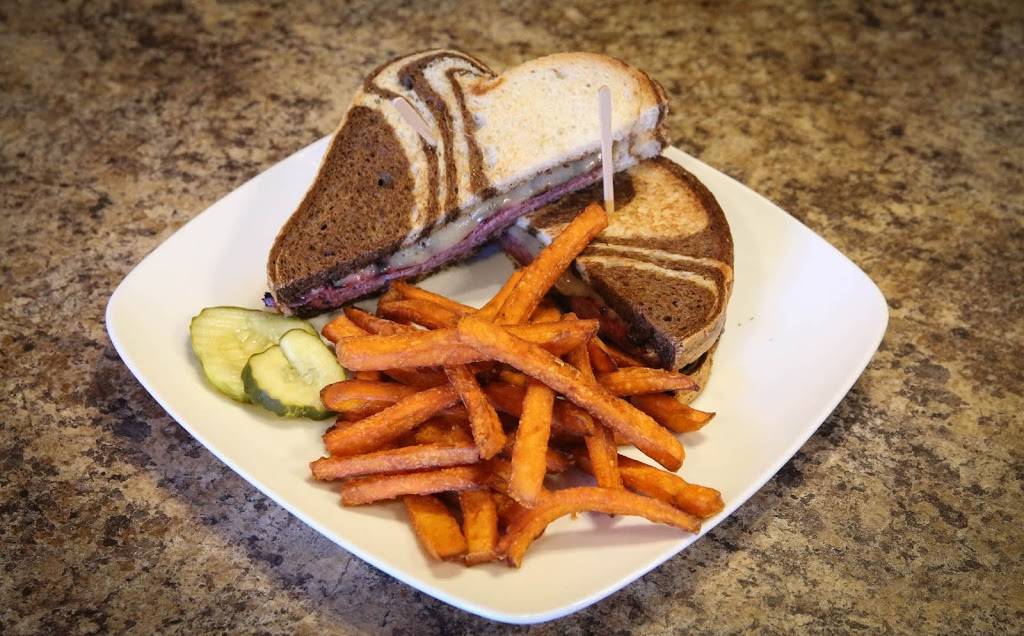 Brickhouse Brews | restaurant | 140 Main St, Jackson, CA 95642, USA | 2092233580 OR +1 209-223-3580