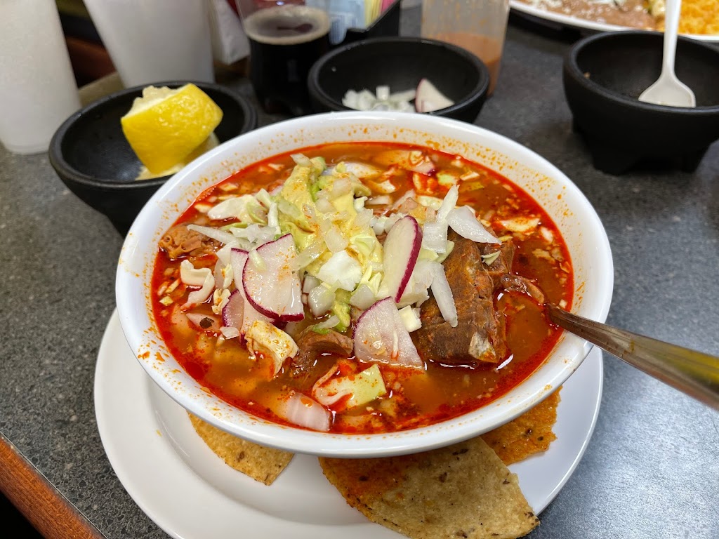 Antojitos Como En Casa | restaurant | 425 Desert Gardens Dr # C, El Centro, CA 92243, USA | 7604825621 OR +1 760-482-5621