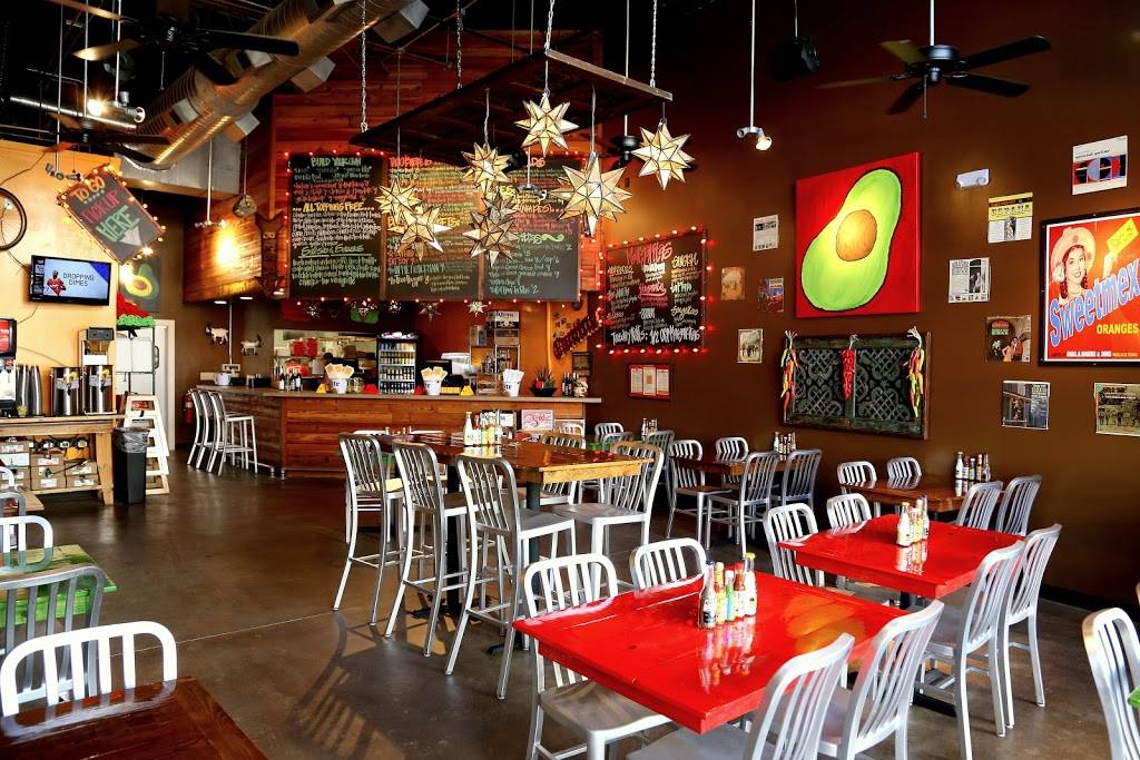 Taco Mama - Twickenham Square | restaurant | 301 Pelham Ave SW, Huntsville, AL 35801, USA | 2565196262 OR +1 256-519-6262