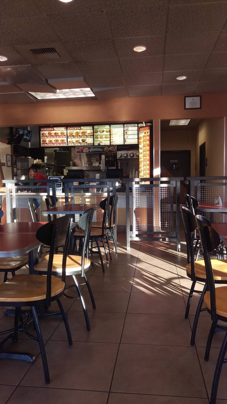 Jack in the Box | restaurant | 20037 Ventura Blvd, Woodland Hills, CA 91364, USA | 8188879339 OR +1 818-887-9339