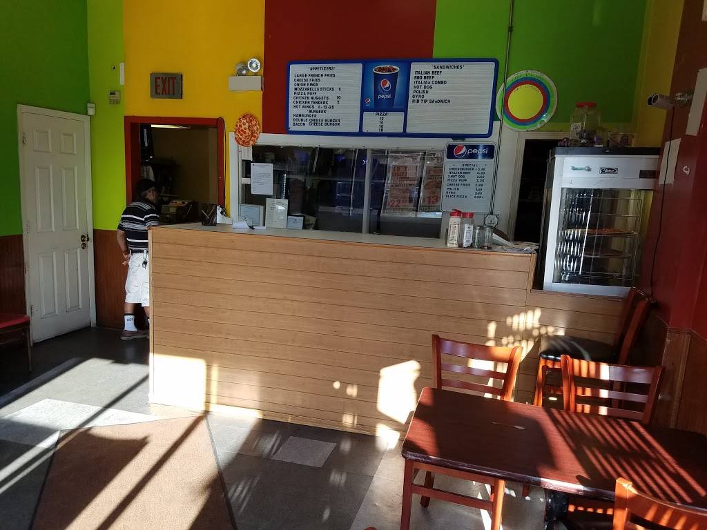 Little Clown Pizza | restaurant | 2801 N Central Park Ave, Chicago, IL 60618, USA | 7732767776 OR +1 773-276-7776