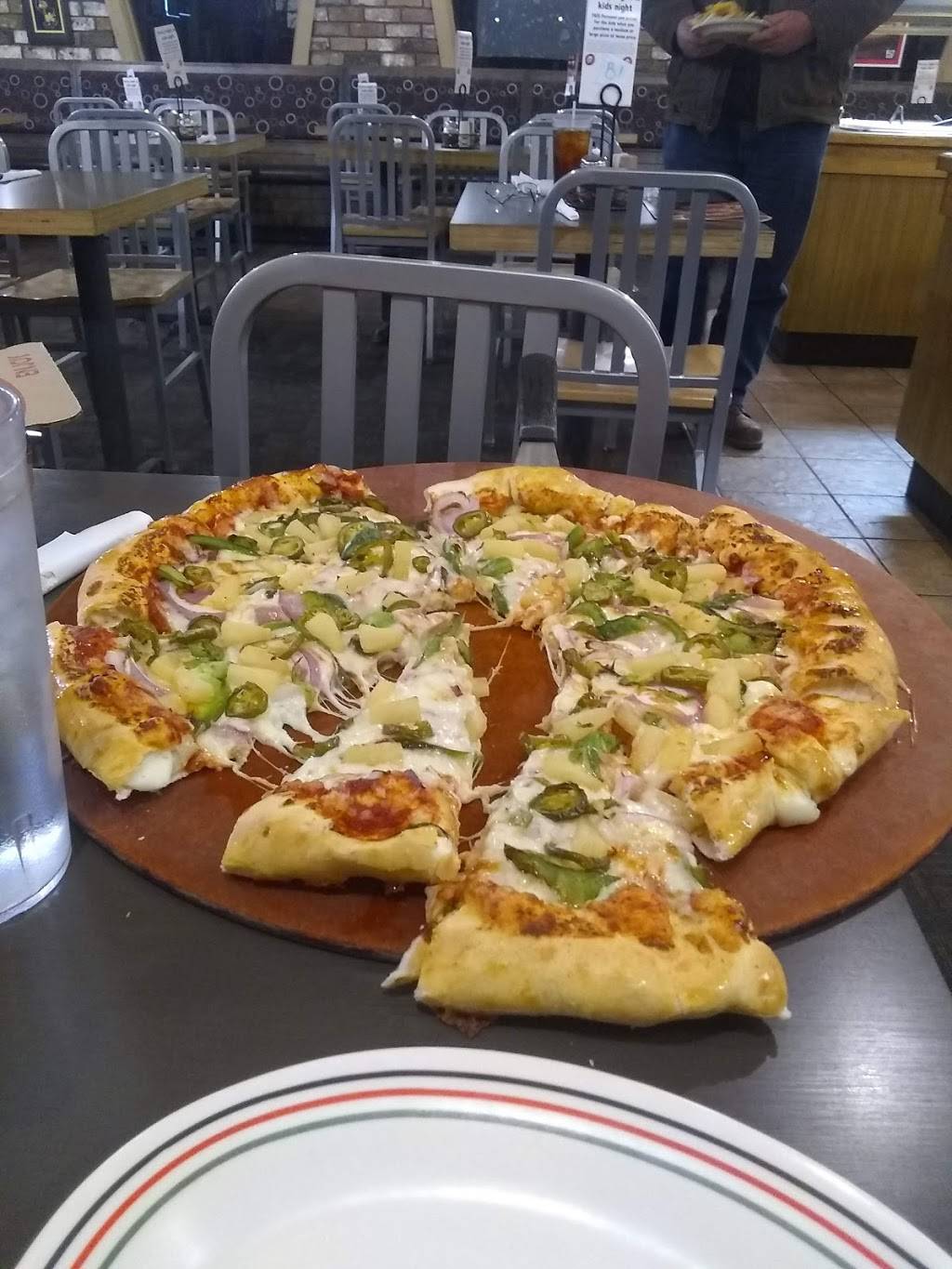 Pizza Hut | meal delivery | 1002 Jeffreys Dr, Osceola, IA 50213, USA | 6413426009 OR +1 641-342-6009