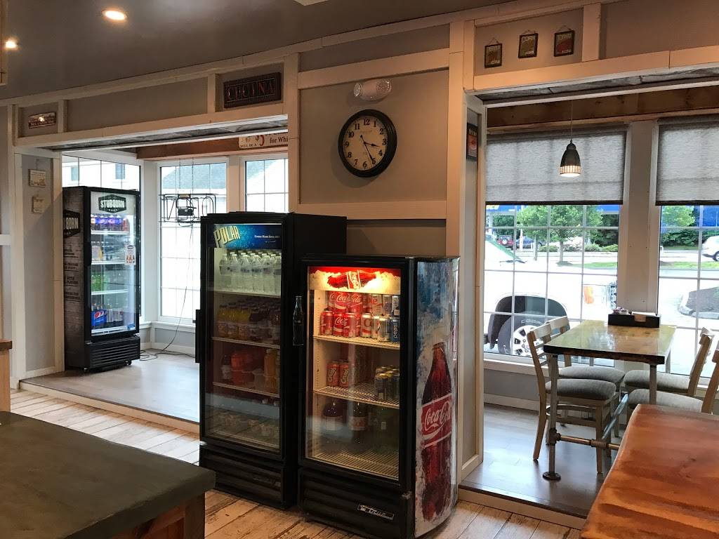 Tolli’s Pizzeria & Deli | restaurant | 4 Southwick St, Feeding Hills, MA 01030, USA | 4137868418 OR +1 413-786-8418