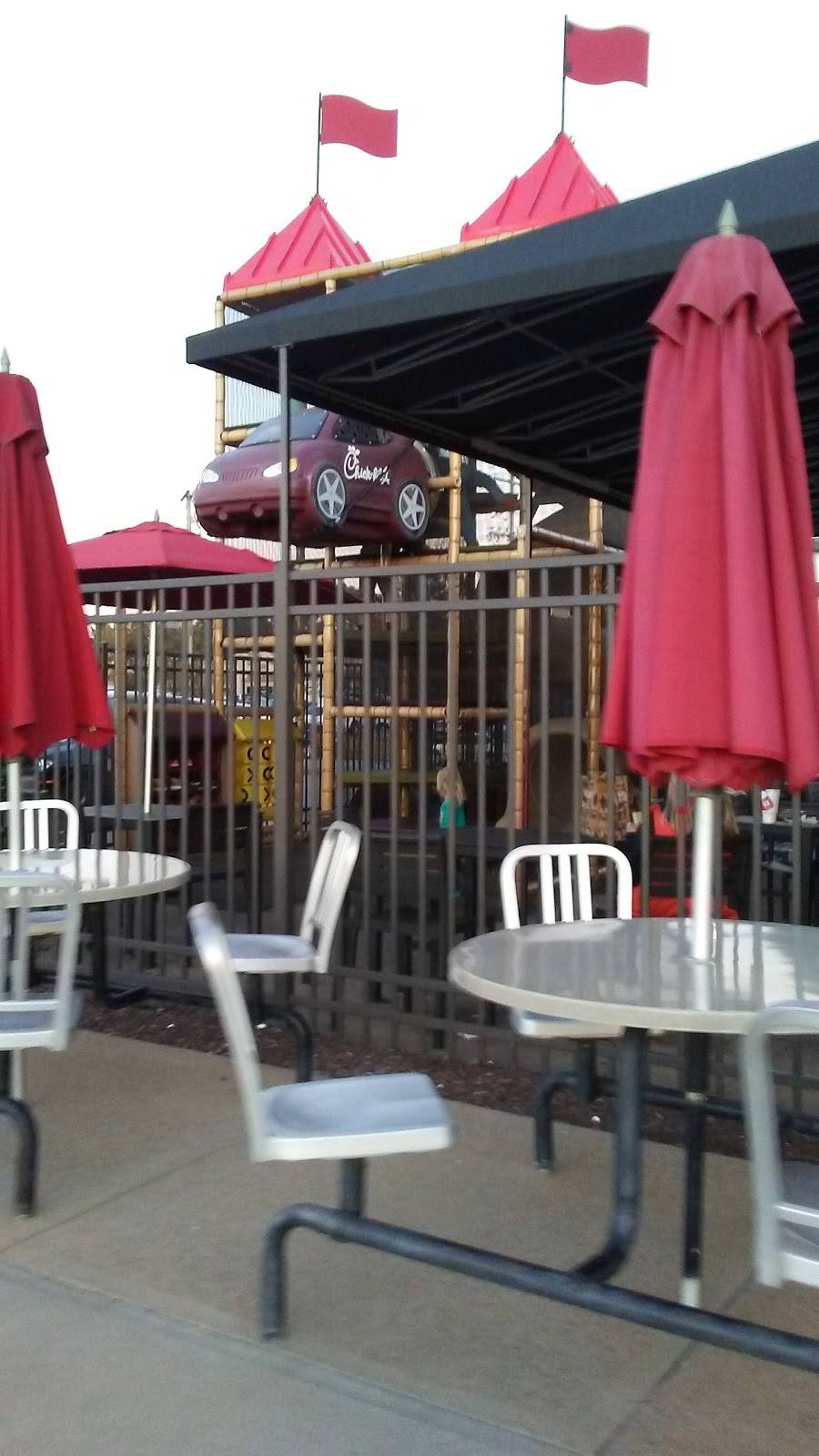 Chick-fil-A | restaurant | 3 Stonebridge Blvd, Jackson, TN 38305, USA | 7316682919 OR +1 731-668-2919