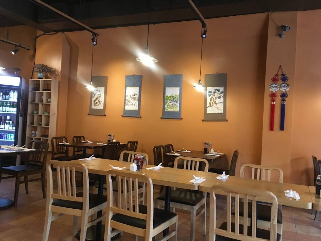 Restaurant Bok | restaurant | 5461 Rue Sherbrooke Ouest, Montréal, QC H4A 1W1, Canada | 4383857333 OR +1 438-385-7333