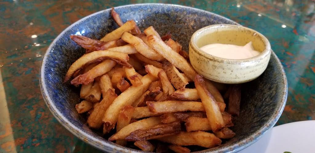 Stoneacre Brasserie | restaurant | 28 Washington Square, Newport, RI 02840, USA | 4016197810 OR +1 401-619-7810