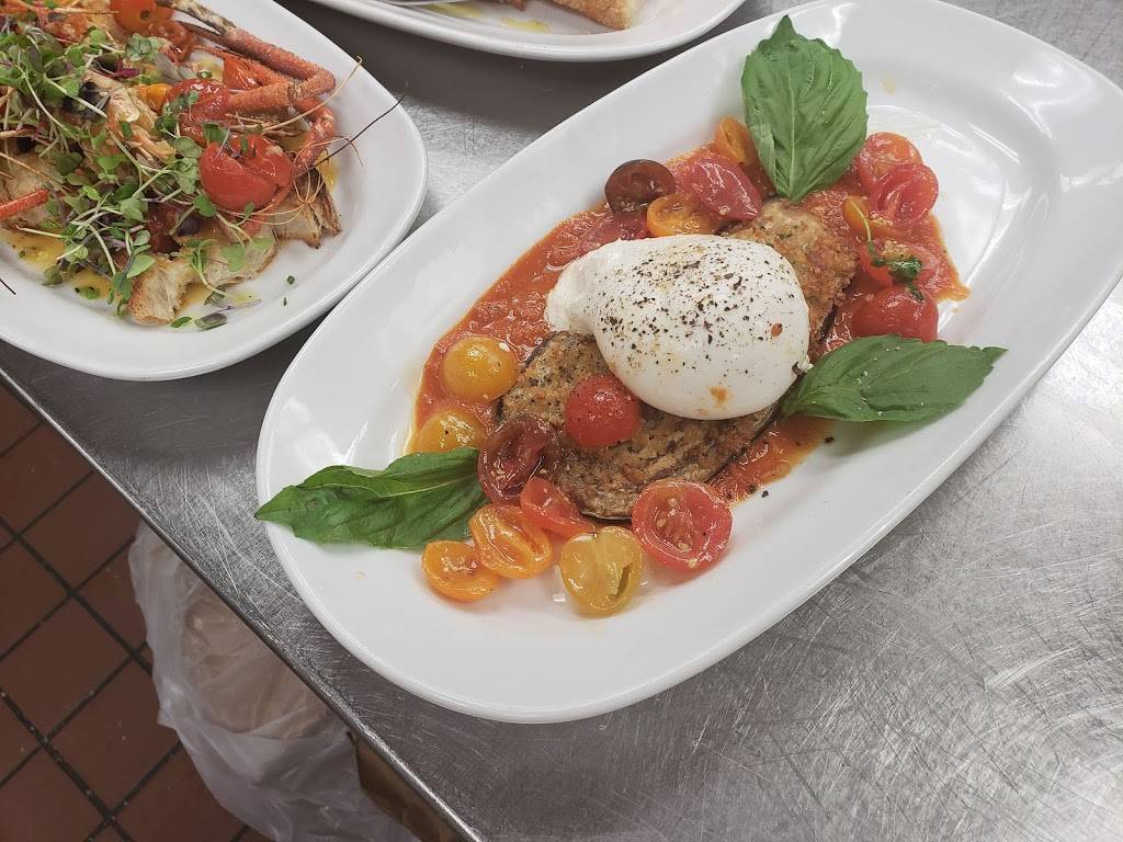 Fat Rosies Taco & Tequila Bar | restaurant | 28 Kansas St, Frankfort, IL 60423, USA | 8155341640 OR +1 815-534-1640