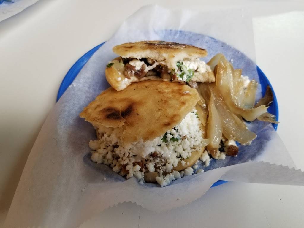 Panaderia Y Taqueria Casas | restaurant | 1710 W Oak Ridge Rd, Orlando, FL 32809, USA | 4078168723 OR +1 407-816-8723