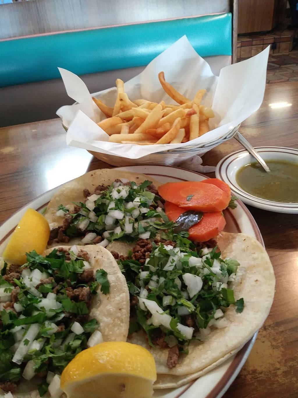 Dinos | restaurant | 13128 S Inglewood Ave, Hawthorne, CA 90250, USA | 3102194098 OR +1 310-219-4098