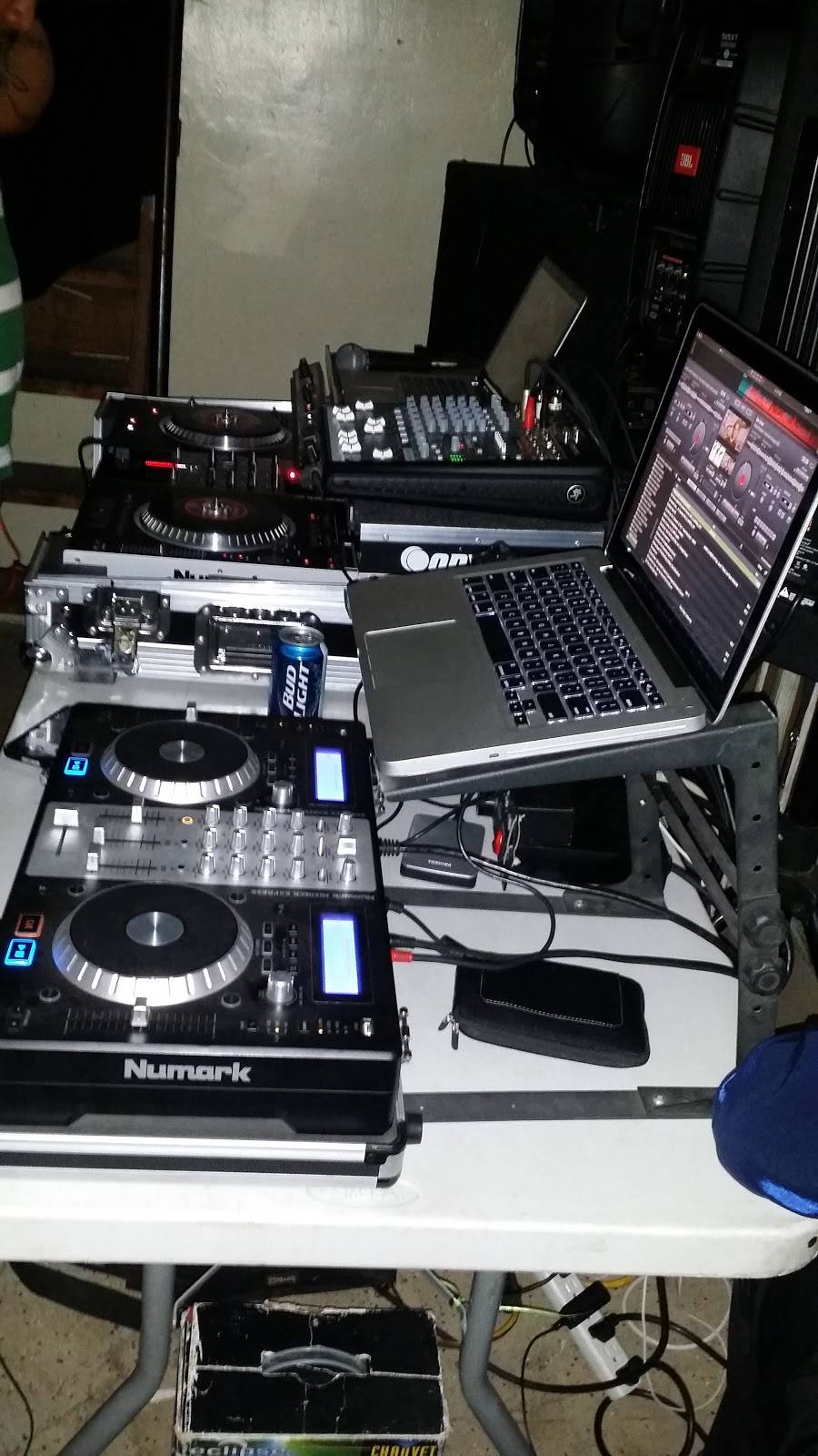 Aldama Tacos and DJ | restaurant | 1142 E 87th Pl, Los Angeles, CA 90002, USA | 3235288183 OR +1 323-528-8183