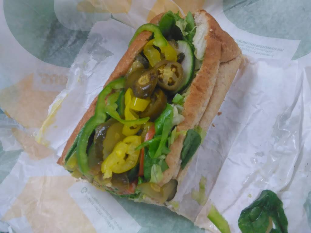 Subway Restaurants | restaurant | 2353 Pacific Ave Suite C, Stockton, CA 95204, USA | 2099449552 OR +1 209-944-9552