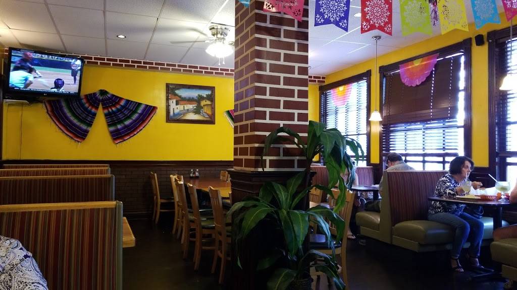 Tequilas Mexican Restaurant | restaurant | 149 Main St, Rising Sun, IN 47040, USA | 8125515227 OR +1 812-551-5227