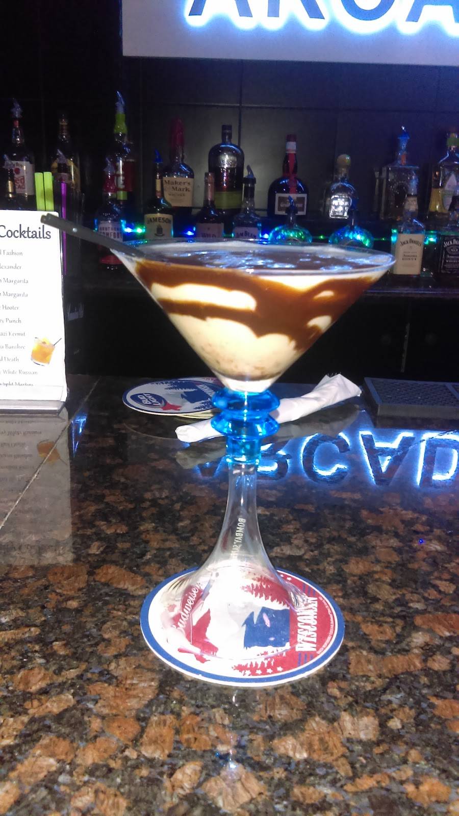 Arcadia Bar & Grill | restaurant | 215 E Walworth Ave #1, Delavan, WI 53115, USA | 2627256459 OR +1 262-725-6459