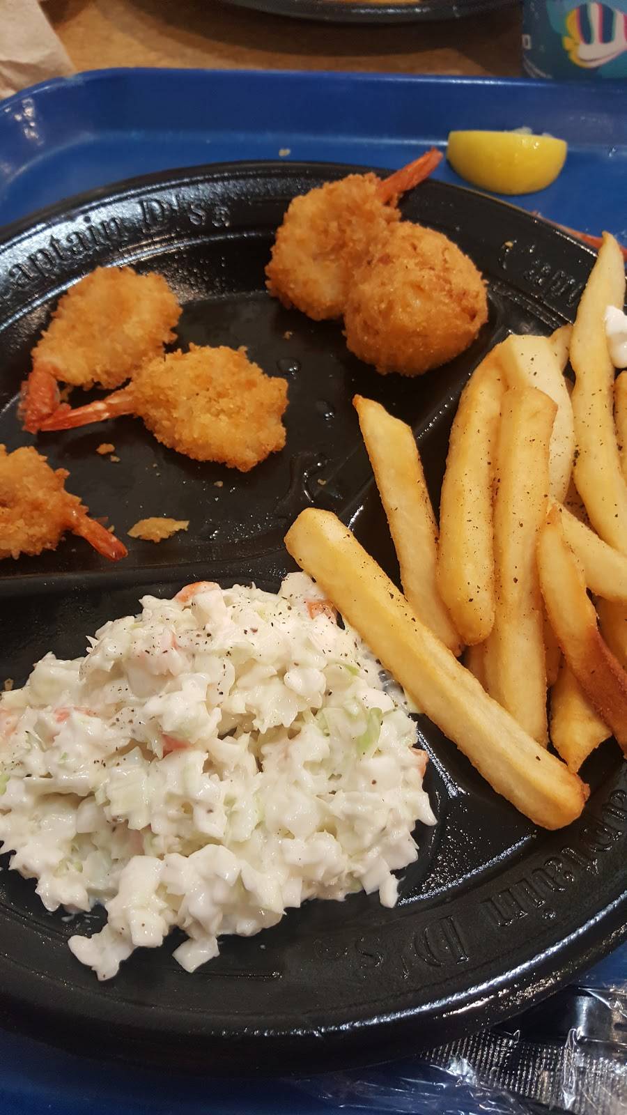 Captain Ds | restaurant | 1656 E Stone Dr, Kingsport, TN 37660, USA | 4232459471 OR +1 423-245-9471