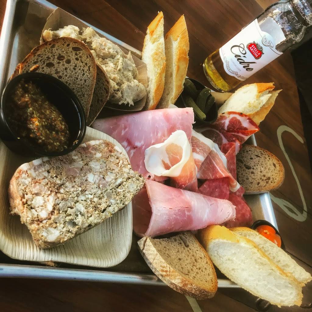 Petanque Kitchen & Bar | restaurant | 517 Northwood Rd, West Palm Beach, FL 33407, USA | 5615078064 OR +1 561-507-8064