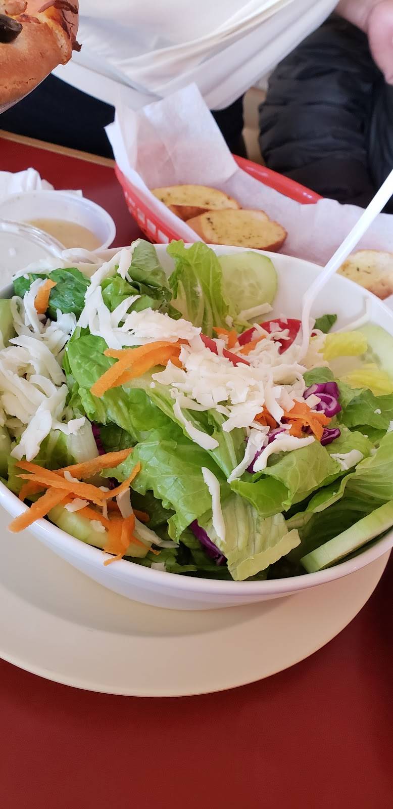 Virgilios Pizza | restaurant | Blvd. Benito Juárez 2400 D, Predios Urbanos, 22710 Rosarito, B.C., Mexico | 016616130222 OR +52 661 613 0222