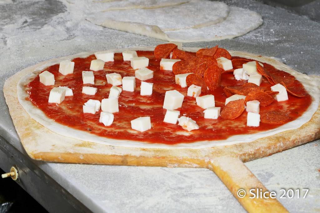 Baggios Pizza Restaurant | meal delivery | 212 Main St, Fort Lee, NJ 07024, USA | 2015857979 OR +1 201-585-7979