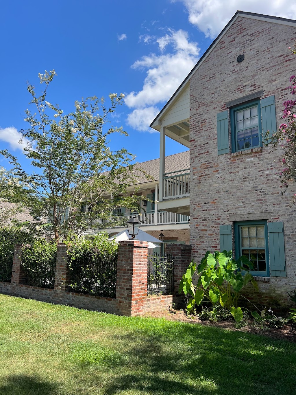 The Carriage House Restaurant at The Myrtles Plantation | restaurant | 7747 Old Hwy 61, St Francisville, LA 70775, USA | 2256356278 OR +1 225-635-6278