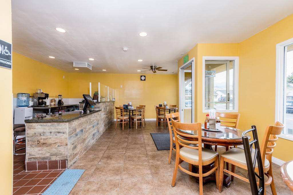 Trinity Coffee and Food To Go | restaurant | 230 S 10th St, Santa Paula, CA 93060, USA | 8055250777 OR +1 805-525-0777