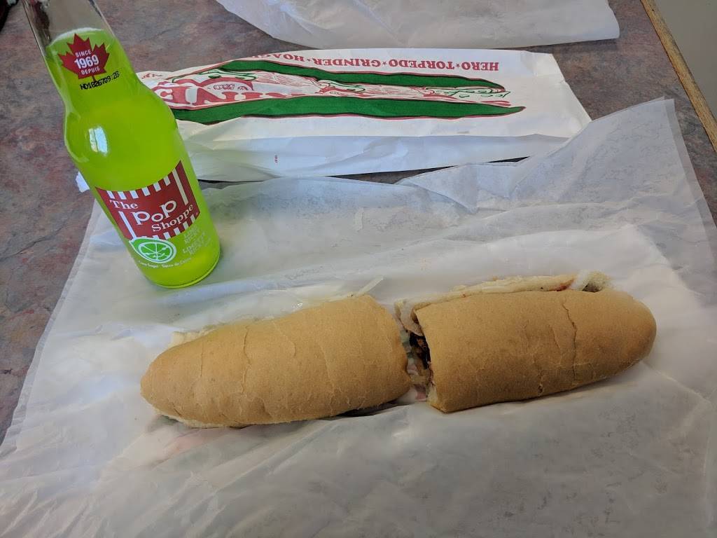 Super Submarine | meal takeaway | 7116 McLeod Rd, Niagara Falls, ON L2G 3H2, Canada | 9053547720 OR +1 905-354-7720