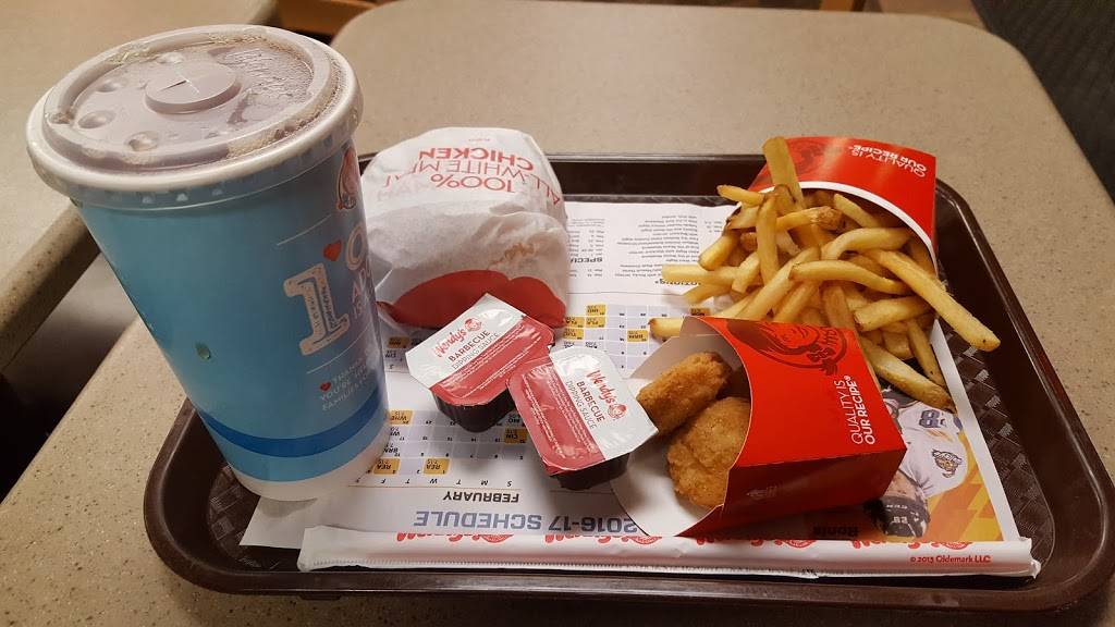 Wendys | restaurant | 108 E Main St, Toledo, OH 43605, USA | 4196932036 OR +1 419-693-2036