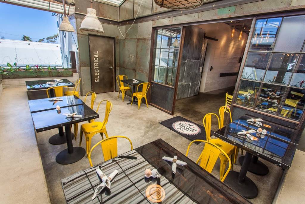 Breakfast Republic | restaurant | 4839 Newport Ave, San Diego, CA 92107, USA | 6192557255 OR +1 619-255-7255