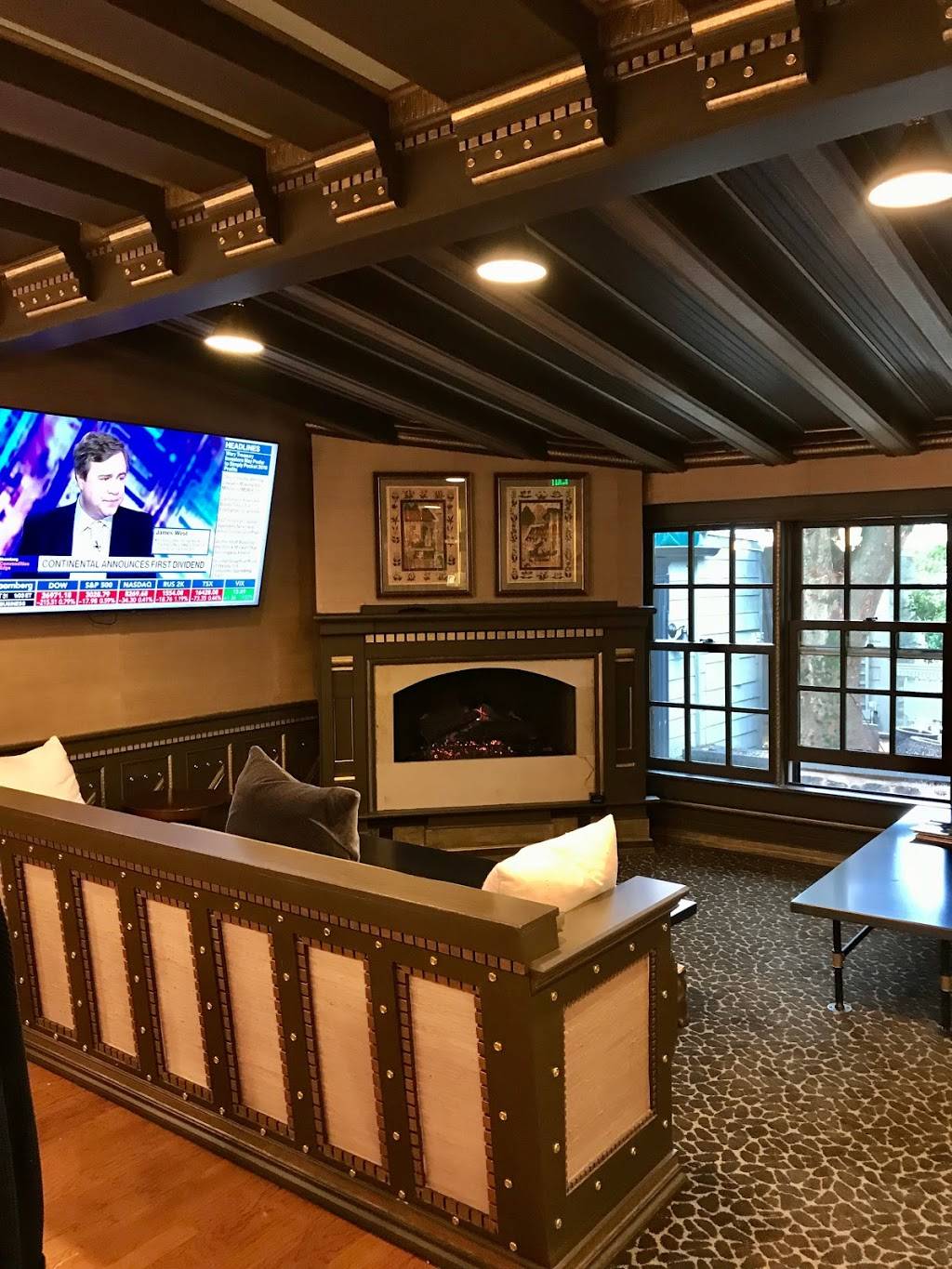 Peerces Landing | restaurant | 12460 Dulaney Valley Rd, Phoenix, MD 21131, USA | 4102521033 OR +1 410-252-1033