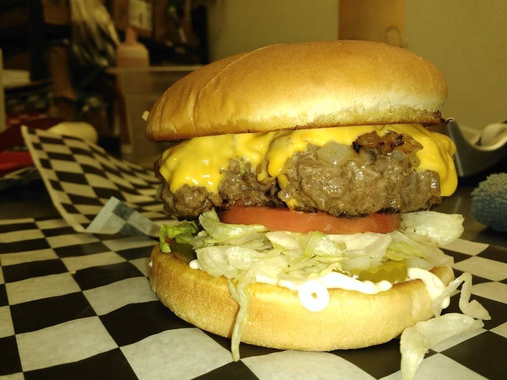 Bionic Burger Hamburgers | restaurant | 660 N Ridge Rd #101, Wichita, KS 67212, USA | 3169453838 OR +1 316-945-3838
