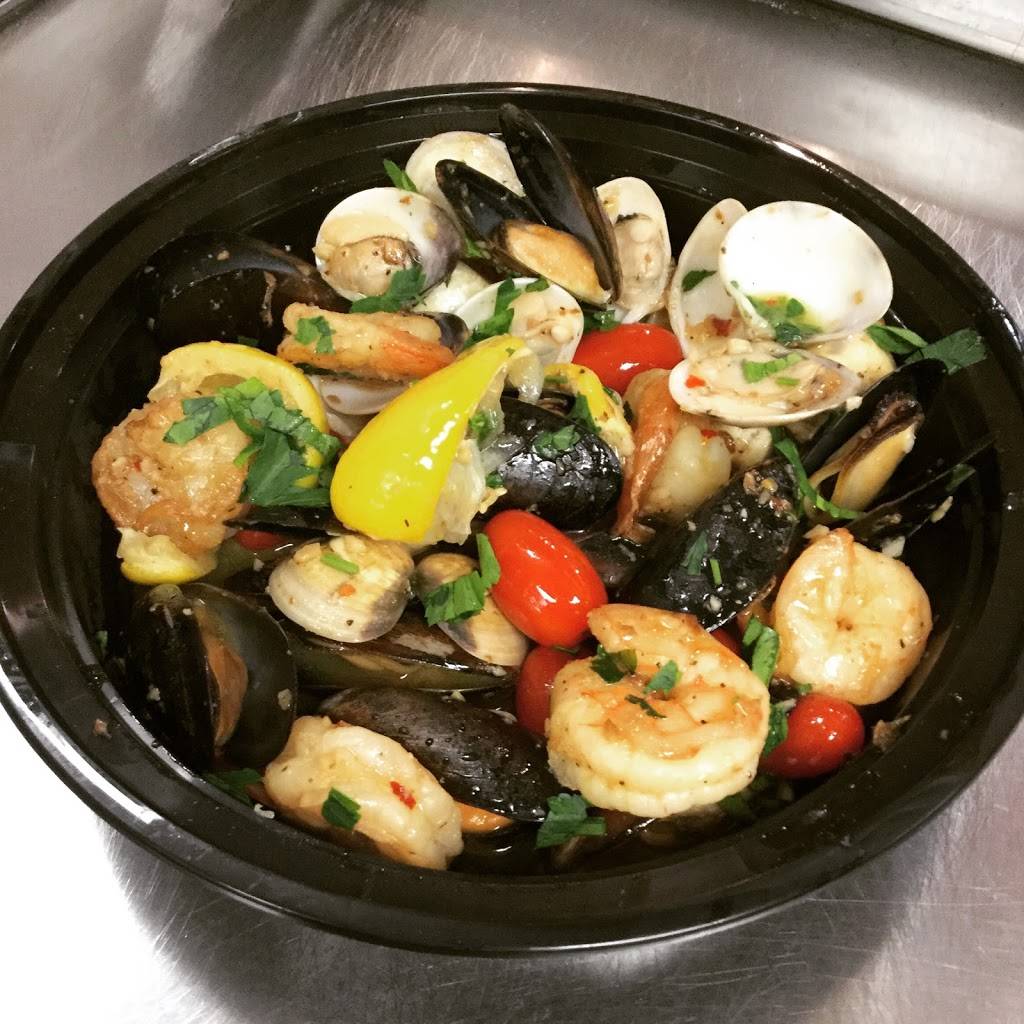 ItaliAmo | restaurant | 6232 S Cass Ave, Westmont, IL 60559, USA | 6305418414 OR +1 630-541-8414