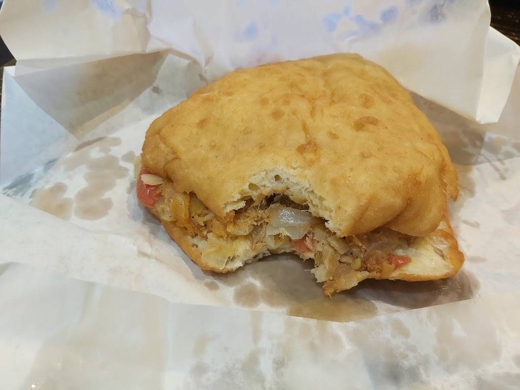 D’ Savannah Roti Shop | restaurant | 119-15 Liberty Ave, South Richmond Hill, NY 11419, USA | 3474944971 OR +1 347-494-4971