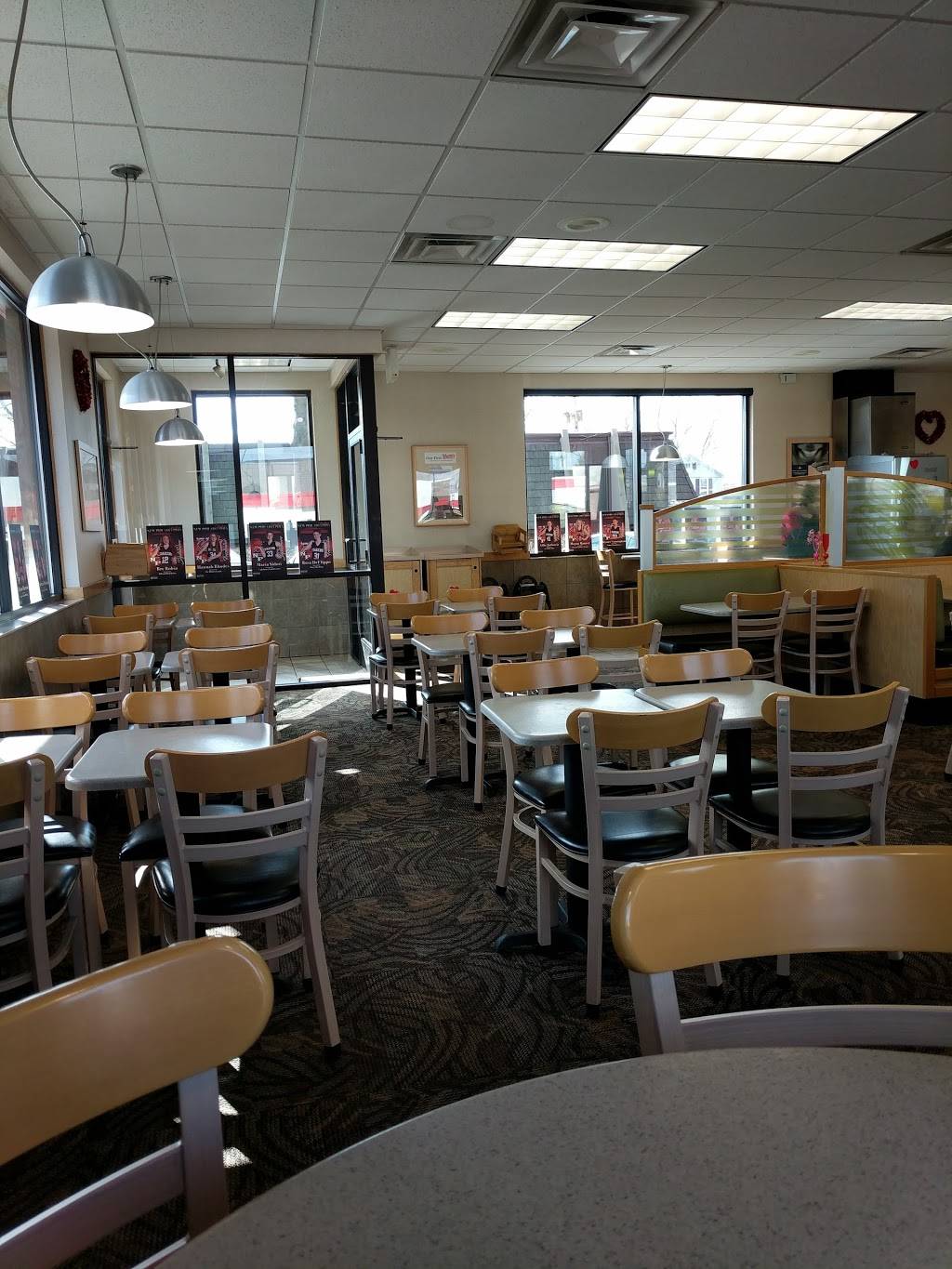 Wendys | restaurant | 1412 4th St NW, New Philadelphia, OH 44663, USA | 3303645991 OR +1 330-364-5991