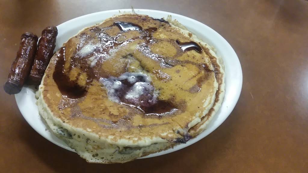 Gingerbread House Cafe | restaurant | 3 Franklin St N, Glenwood, MN 56334, USA | 3206344969 OR +1 320-634-4969