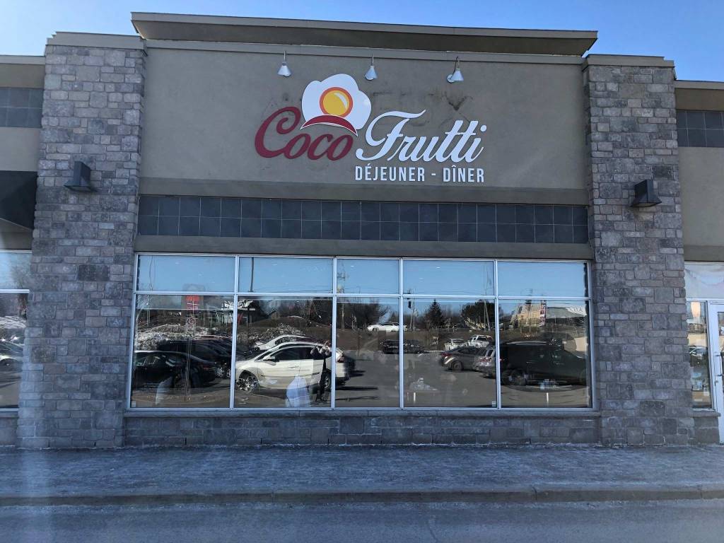 Coco Frutti Gatineau | restaurant | 210 Chemin dAylmer #17, Gatineau, QC J9H 1A3, Canada | 8195570986 OR +1 819-557-0986