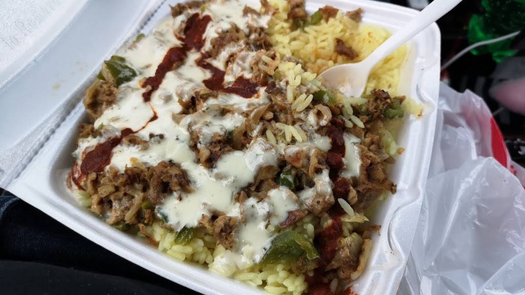 Osmows Airport Road | restaurant | 6795 Airport Rd A3, Mississauga, ON L4V 1E6, Canada | 9056788282 OR +1 905-678-8282